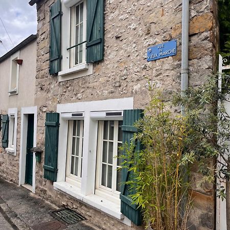 Charme Et Calme Au Coeur De Ville Moret-sur-Loing Luaran gambar