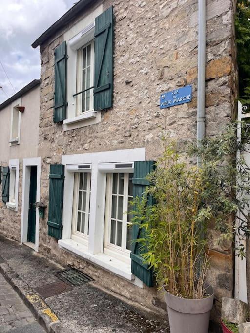 Charme Et Calme Au Coeur De Ville Moret-sur-Loing Luaran gambar